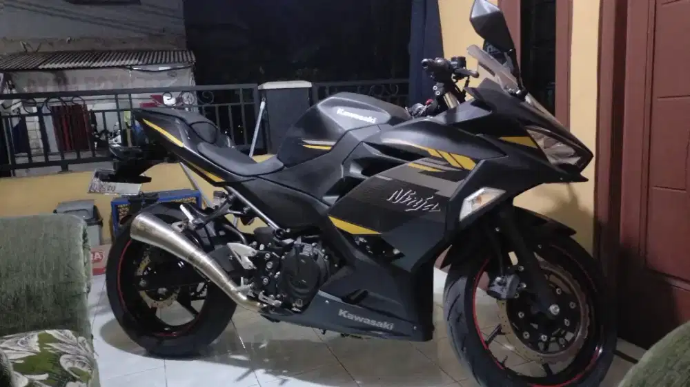 Di jual Kawasaki ninja fi facelift 250cc