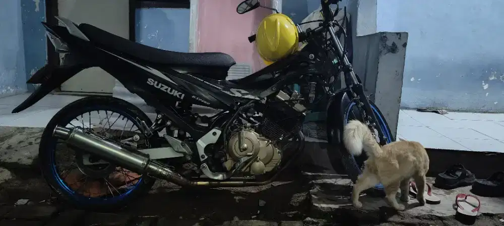 Bismilah, jual motor satria Fu 2014 bpkb, sayang ga ke pake,
