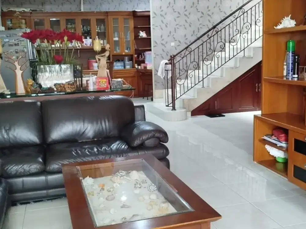 DIJUAL RUMAH DI AGUNG BARAT JAKARTA UTARA!