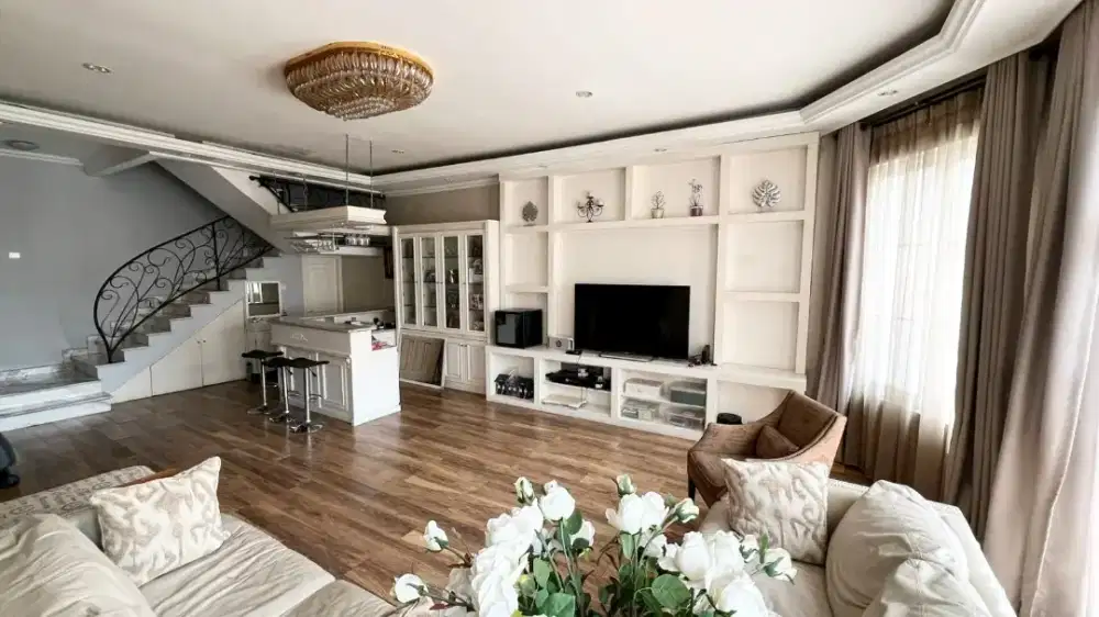 PIK 1 – Rumah Mayang Permai Mewah Full Furnished