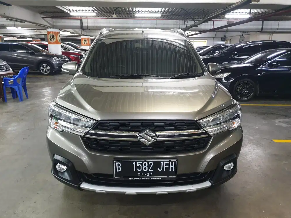 Suzuki XL7 2021 Beta A/T Abu2 Metalik Tangan 1 Low KM Full Orisinil