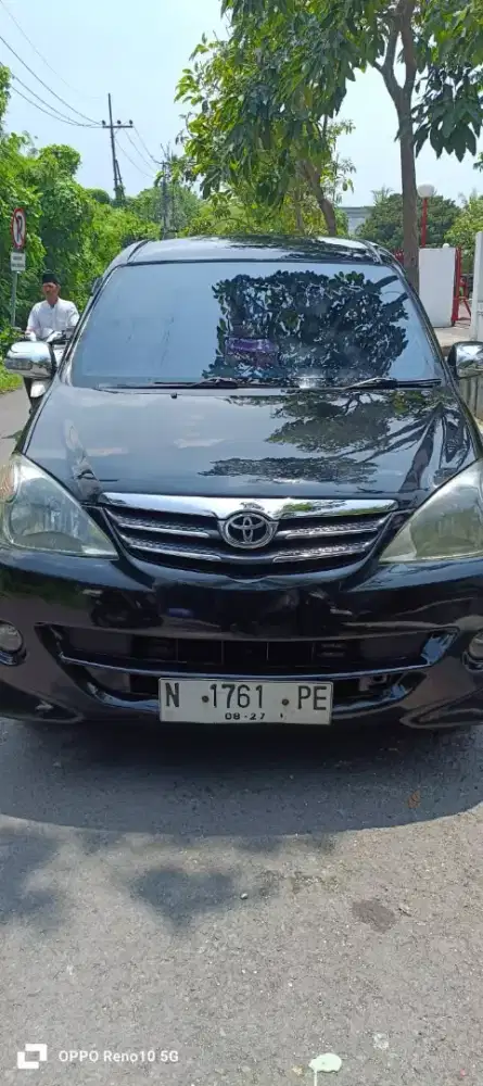 Toyota avanza 1.5 S thn 2009 AT