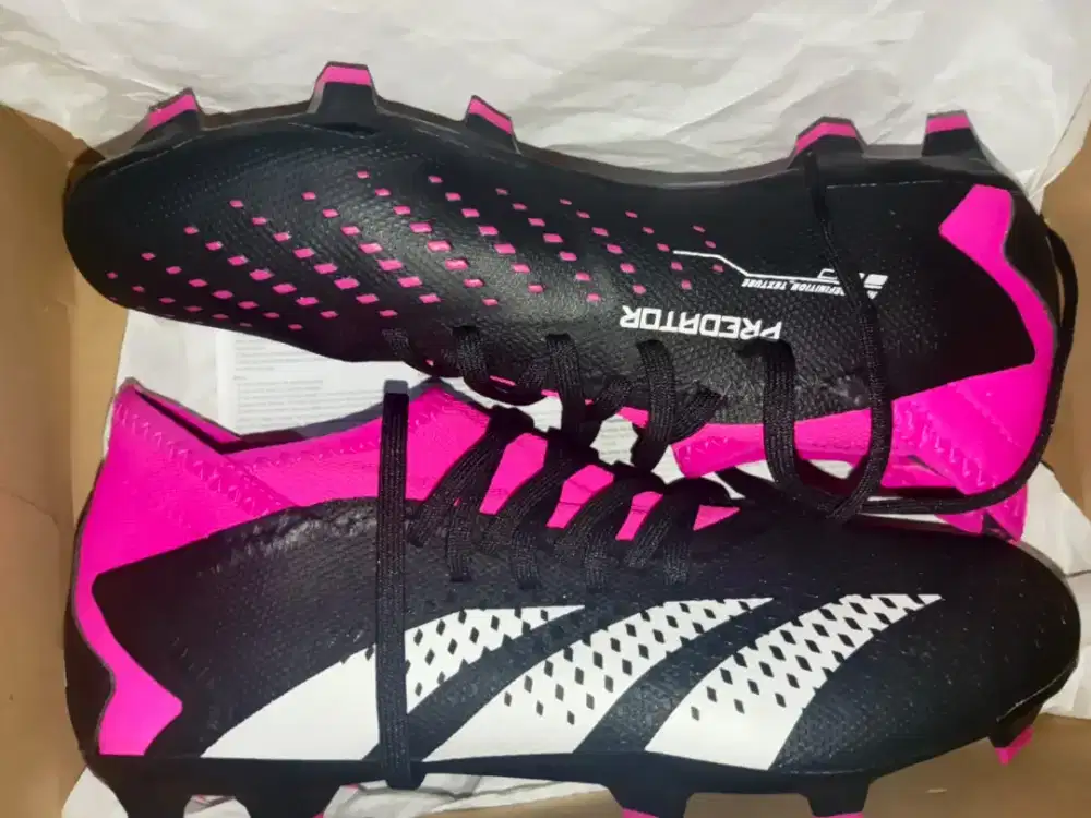 Adidas predator accuracy FG.3, Ukuran 39/25.5cm