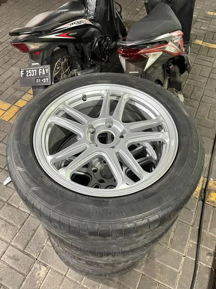 Raysclub r17 ban 215/55/17 2021 untuk inova expander hrv brv wrv dkk