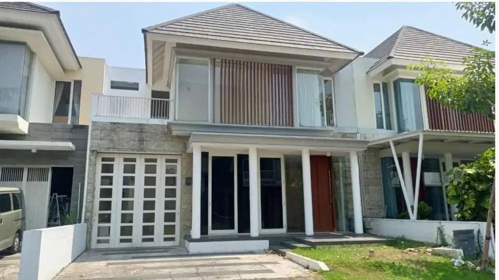 *Dijual/Disewakan Rumah The Greenlake Wiyung, Surabaya*