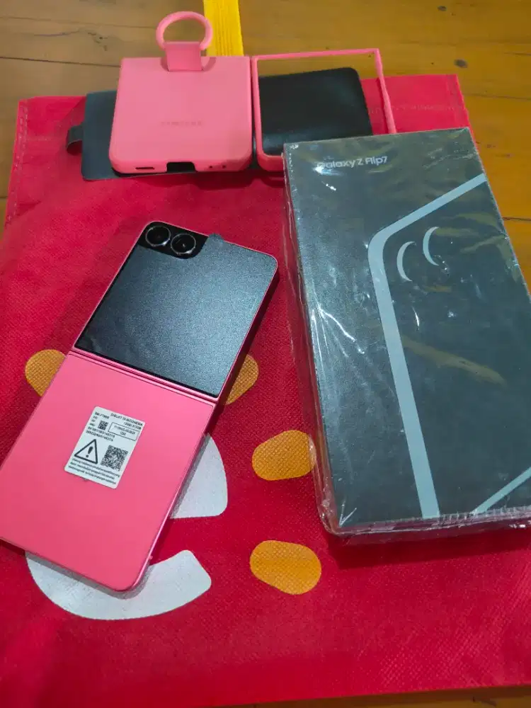 samsung Zflip7 sein 12/512gb