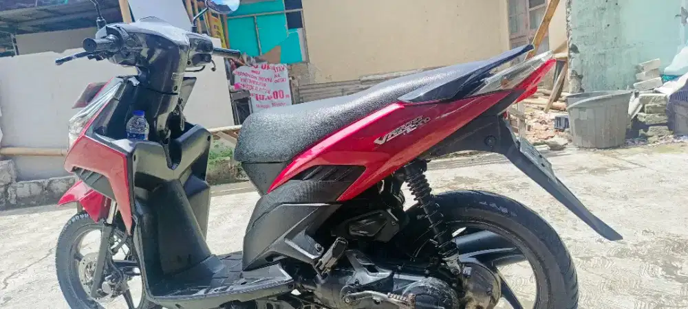 Dijual Honda Vario 2011 mulus