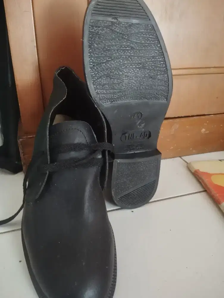 Sepatu pdhl like New