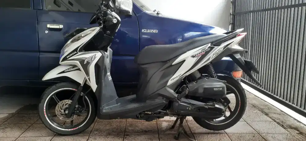 Honda Vario 125 Old Putih #KZR