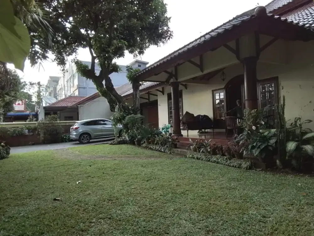 Rumah Nyaman Tanah Luas Dekat CITOS Cilandak Jaksel