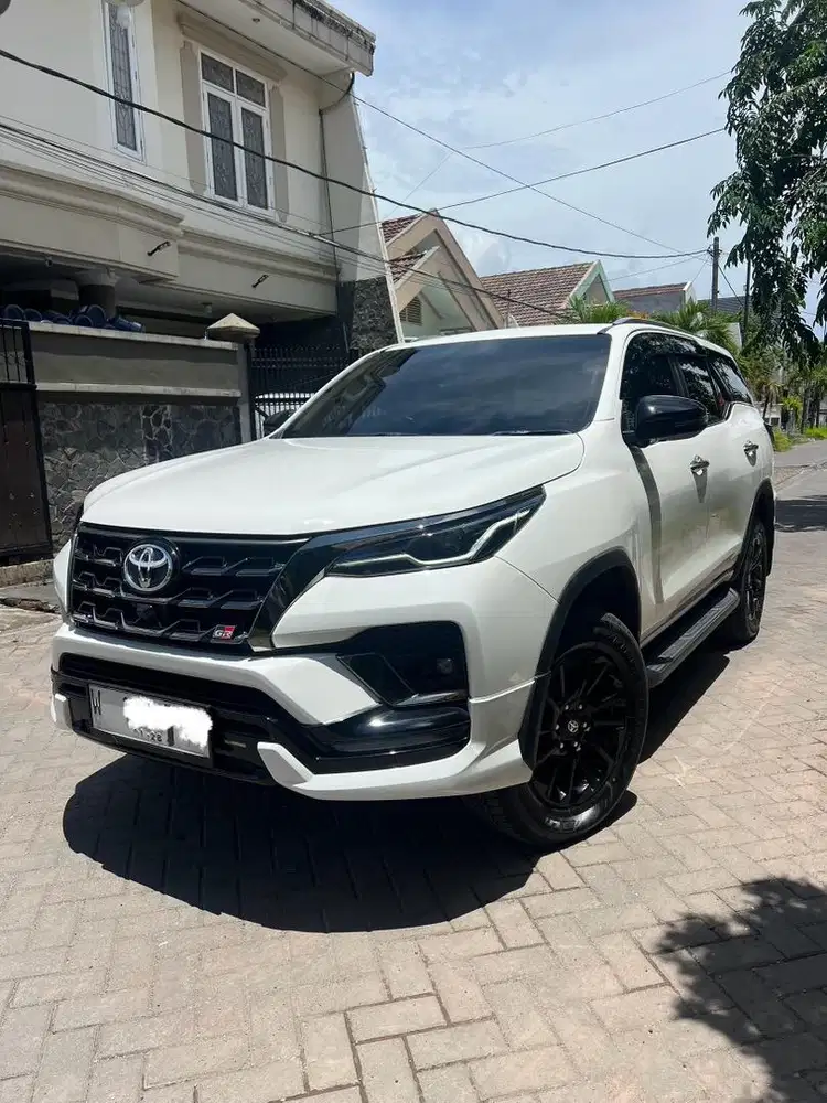Km20rb fortuner VRZ 2.8 GR sport 2023 reg (W) tg1 dr bru nik 2022
