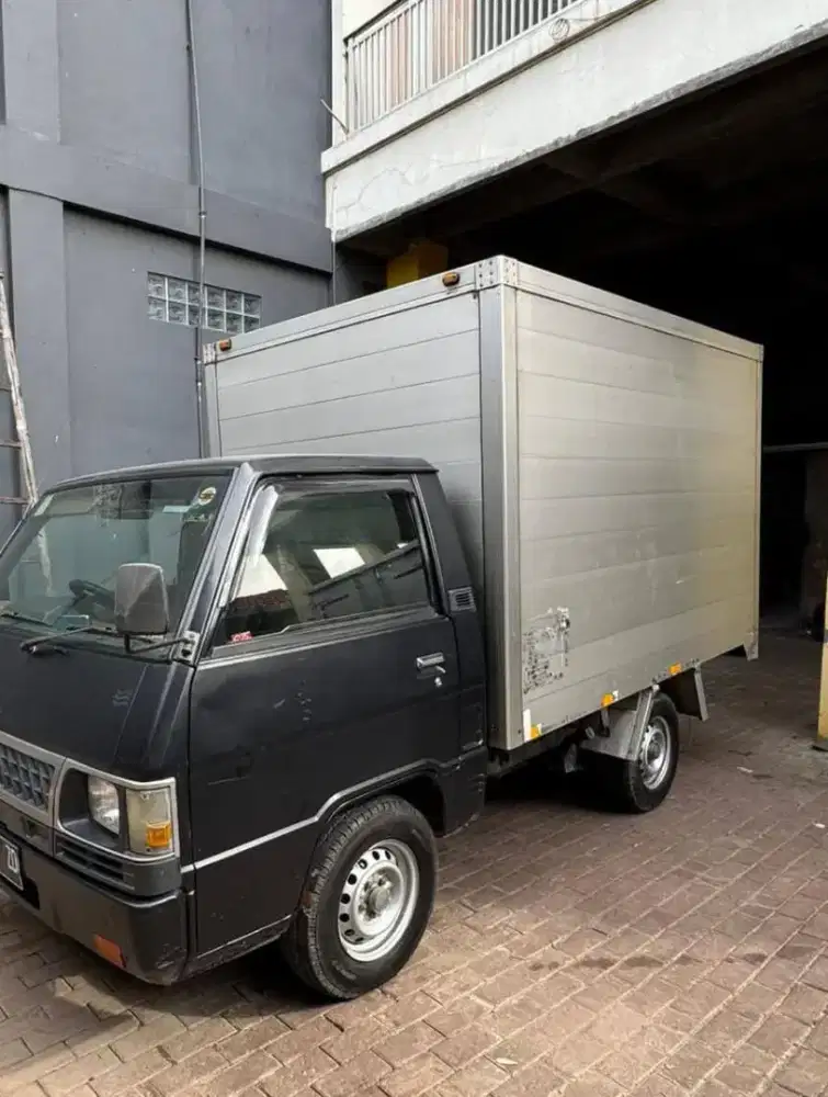 L300 solar bok 2008 power stering