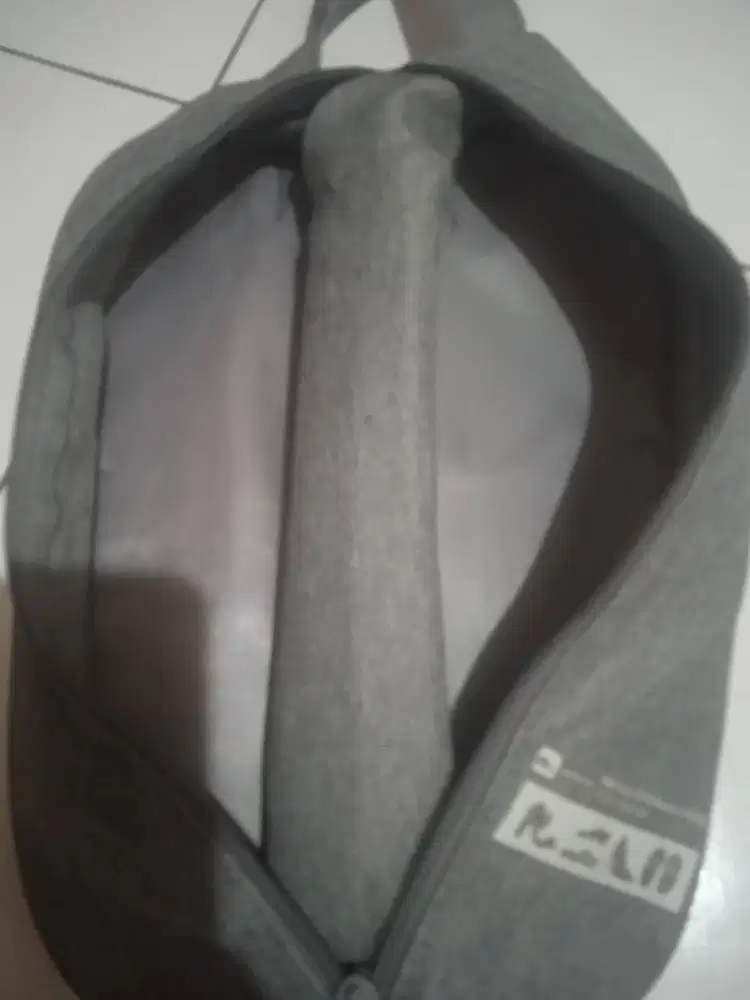 Tas tempat sepatu sport/pantofel