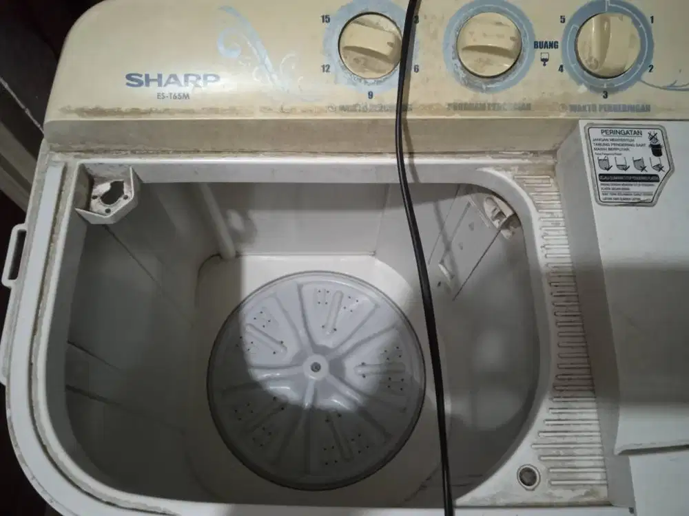 Mesin cuci Sharp