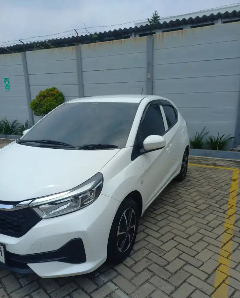 Dijual Honda Brio E CVT tahun 2024