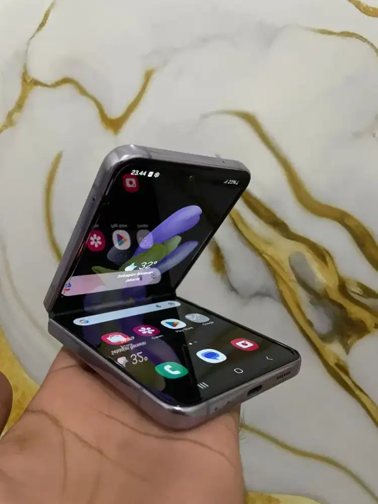 Samsung z flip 4 ram 8/256 sein fullset