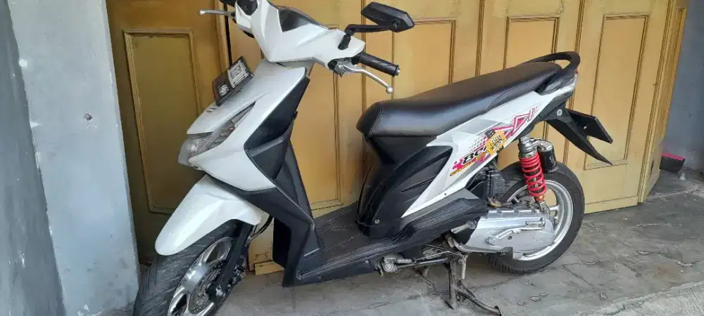 Honda matic beat carbu/ karbu tahun 2010 mulus komplit jarang d pakai