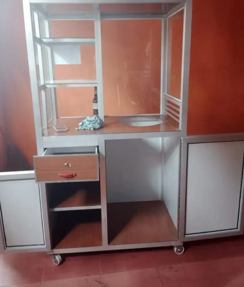 Gerobak usaha etalase kaca etalase alumunium etalase dagang