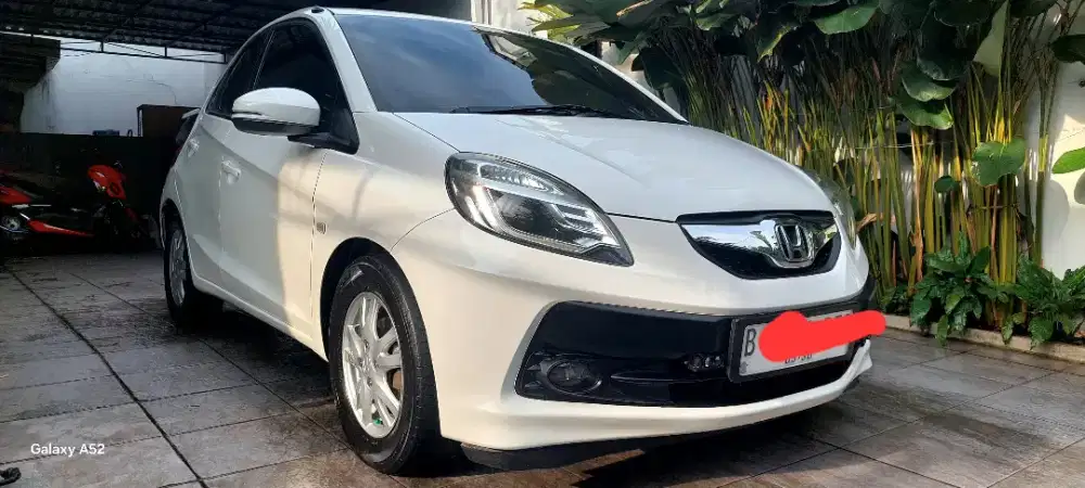 Honda Brio 1.3 E CBU  2013 AT