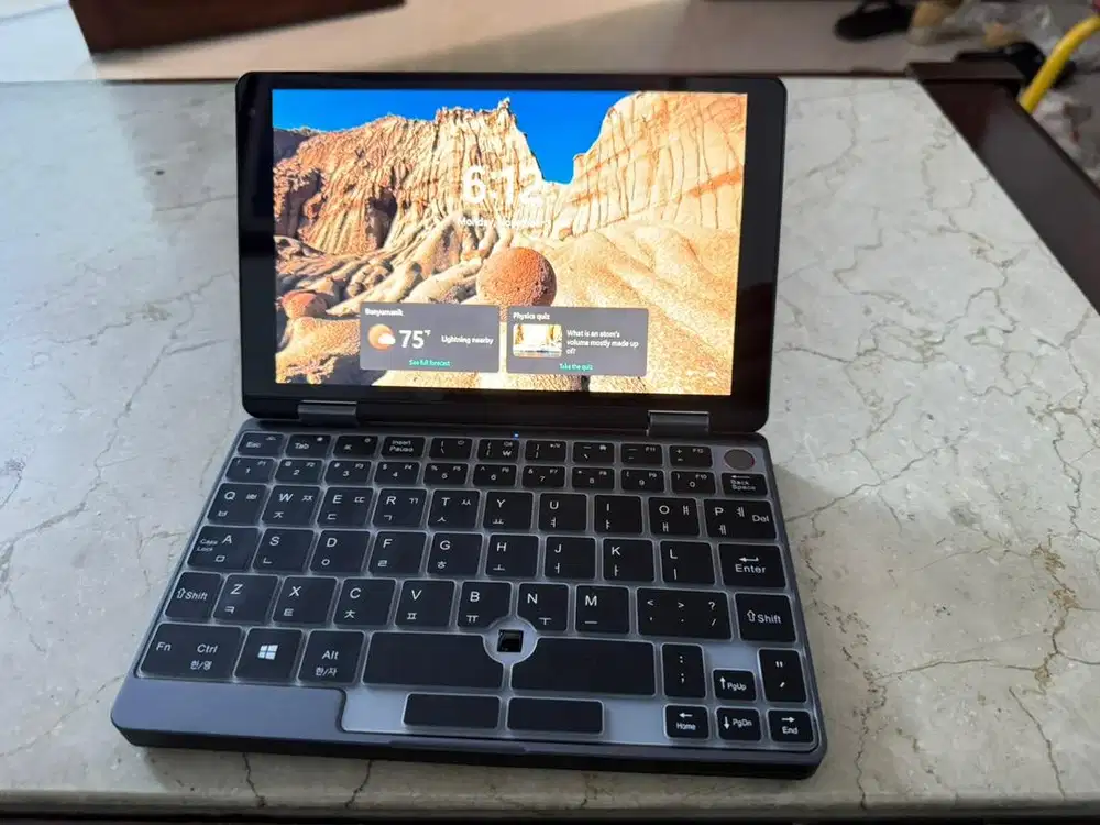 Dijual Mini Book Chuwi