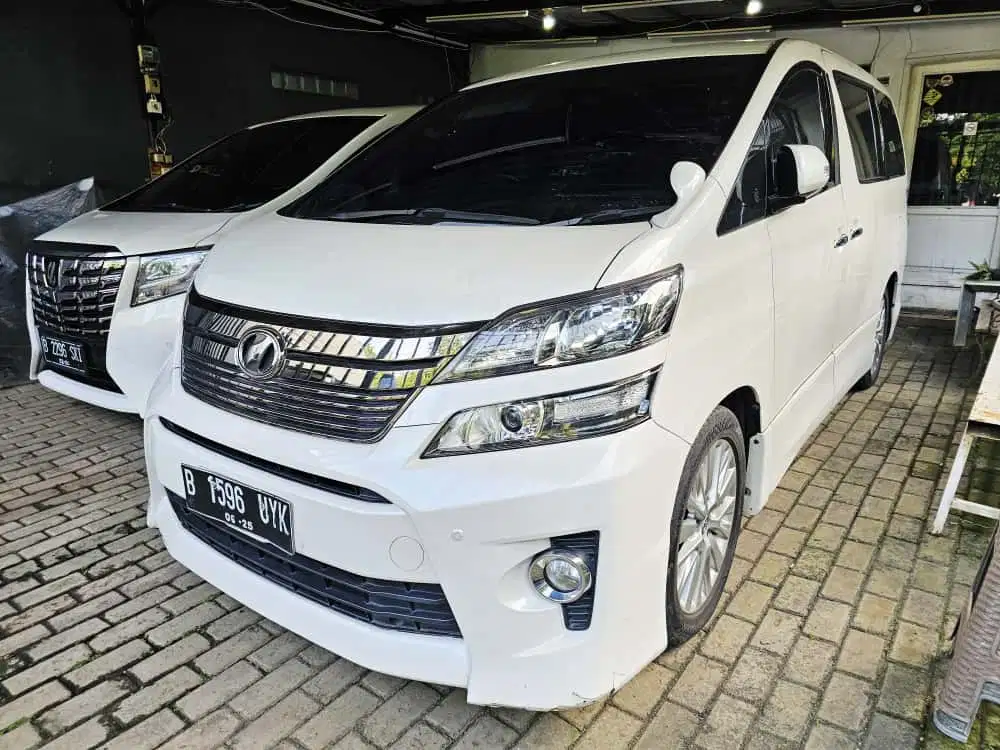 Toyota Vellfire 2015 Bensin