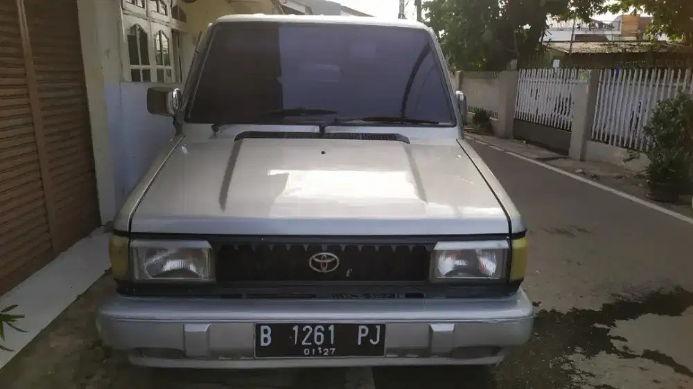 Toyota Kijang 1997 Bensin