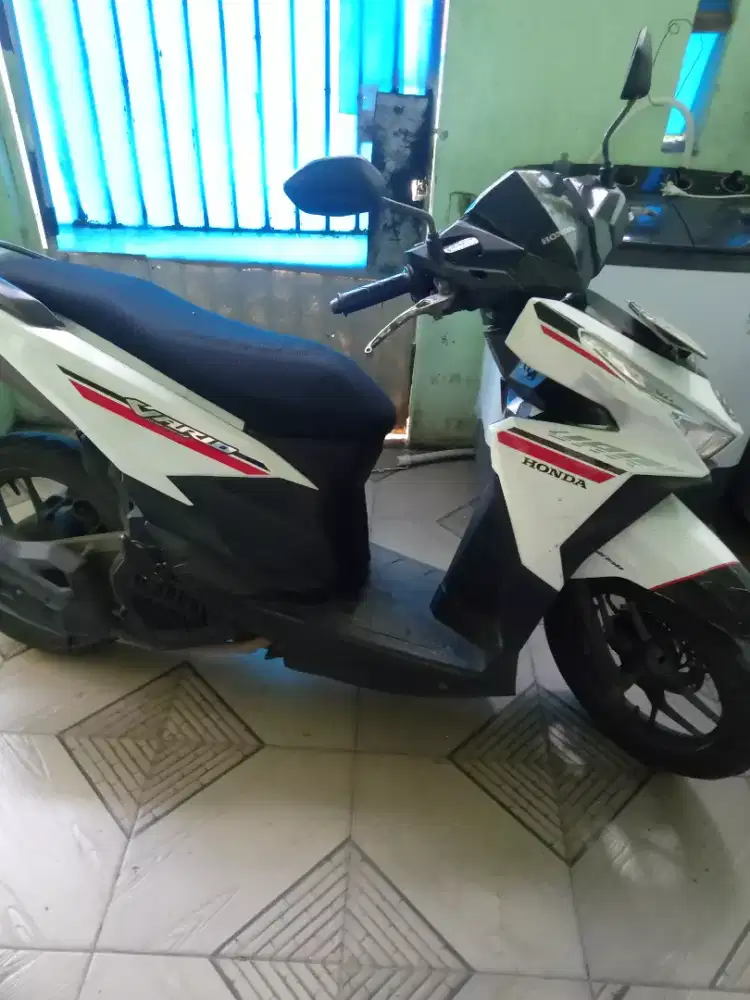 Jual motor Vario 2017