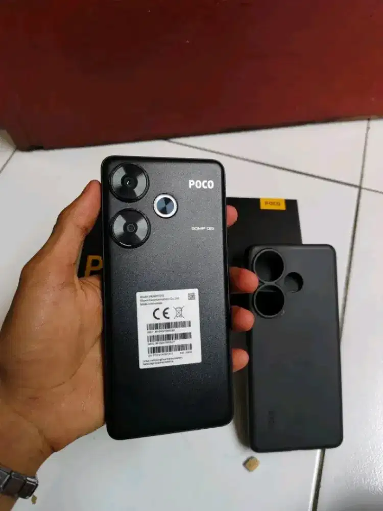 Poco f6 8/256 hape dan dus +nota pembelian