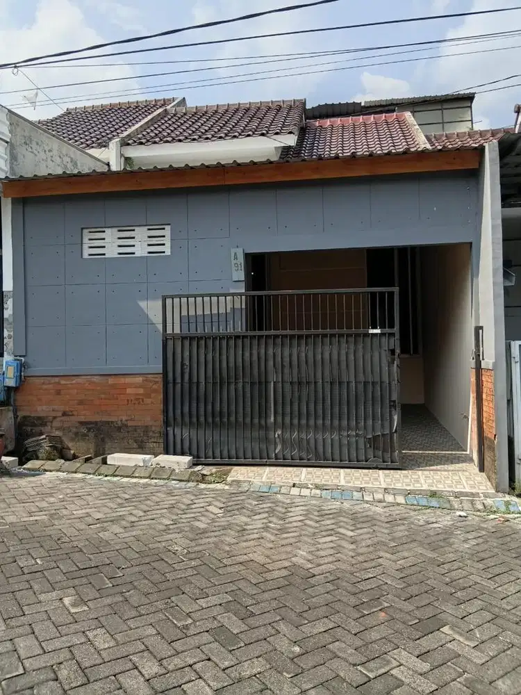 Disewakan Rumah di Greenpark A91 Malang security 24 jam nonstop