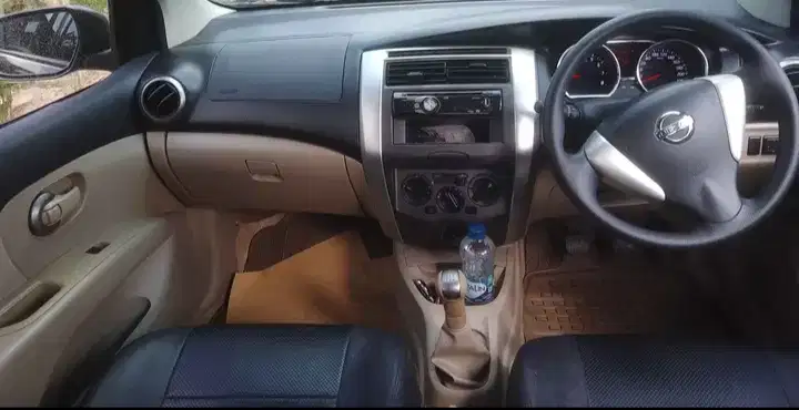 Nissan Grand livina 2016 Bensin