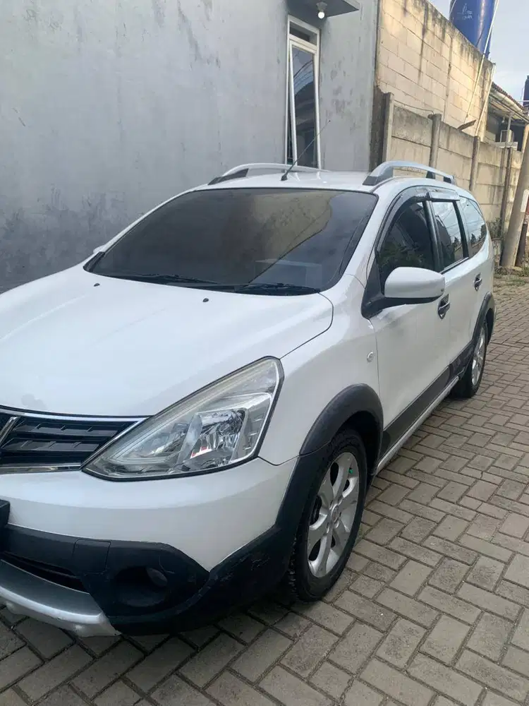 Nissa Grand Livina X-GEAR 1.5 (2013)