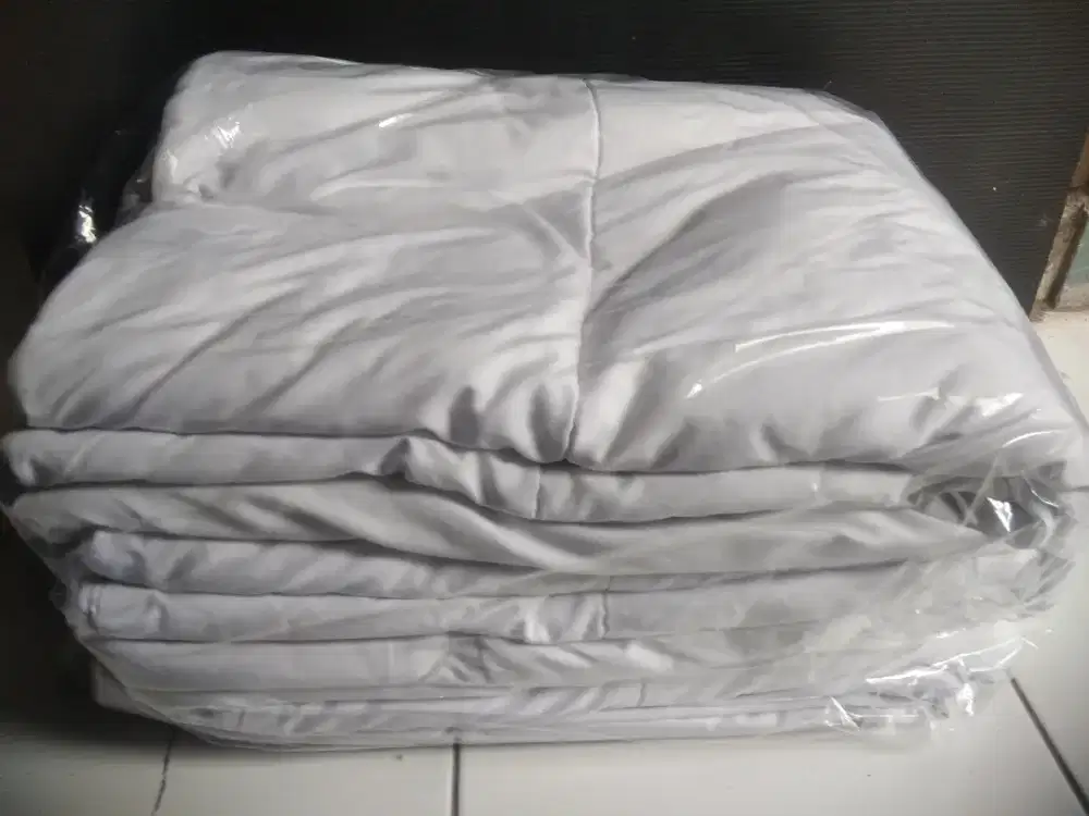 BEDCOVER 3 pcs Tebal & lembut ukrn besar dr htl berbintang berkualitas