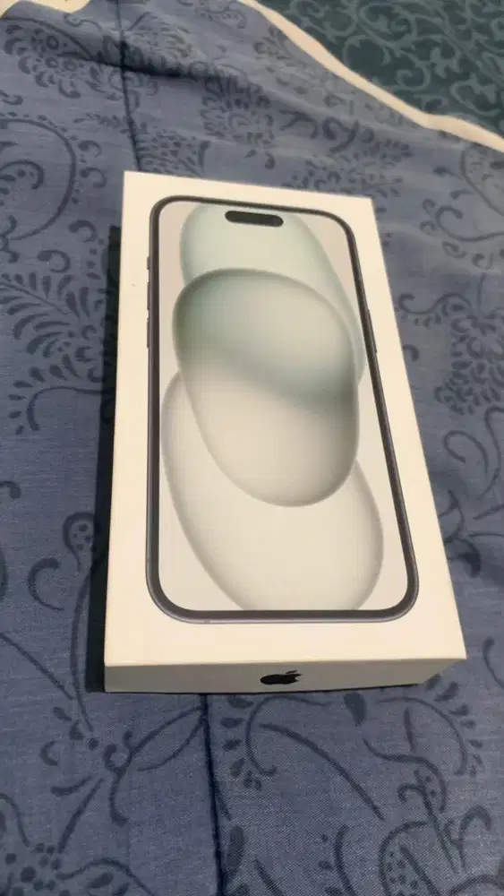 iPhone 15 128GB fullset iBox garansi on