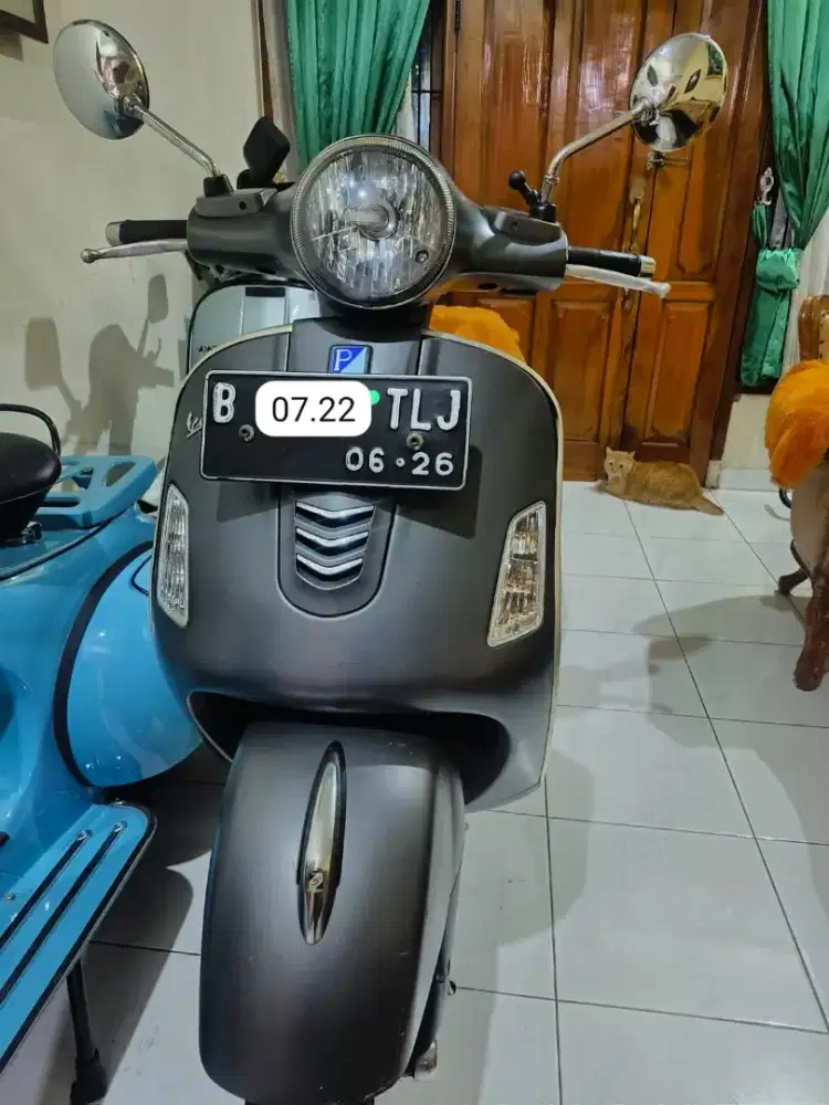 Vespa GTS 150 2016 tangan pertama km rendah fullpaper murah