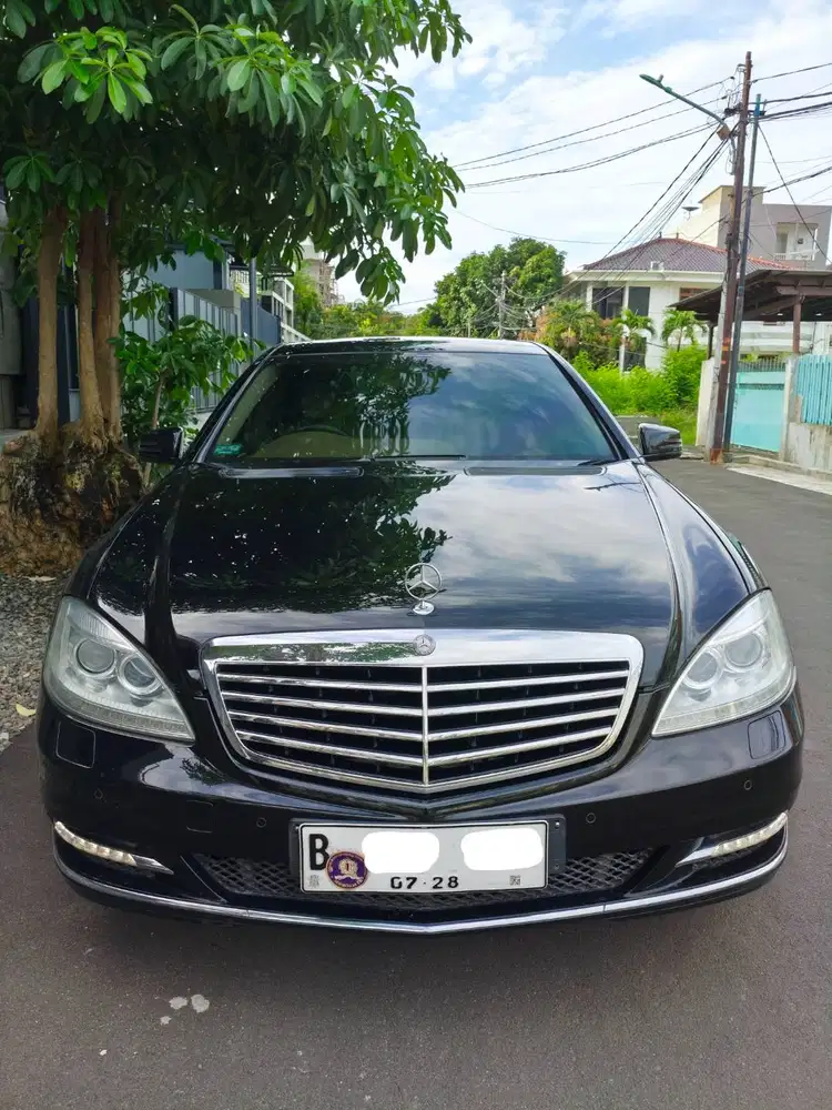 Mercedes Benz  S 300 L Excellent Condition