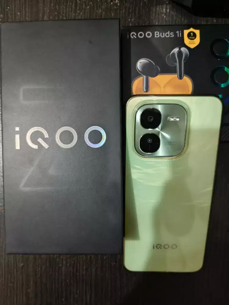 iQOO Z9X 5G ram 8/128