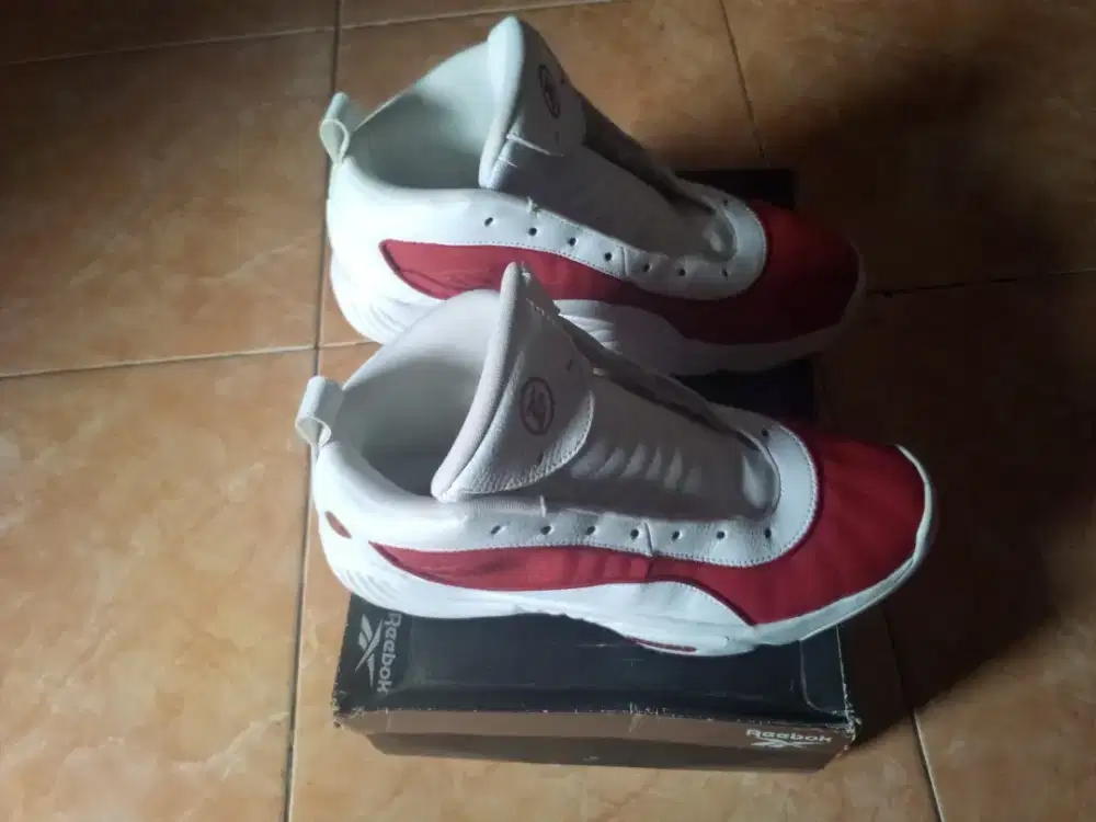Sepatu basket Reebok ORI