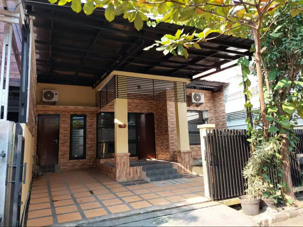 Disewakan Rumah di Cibubur Lokasi Strategis