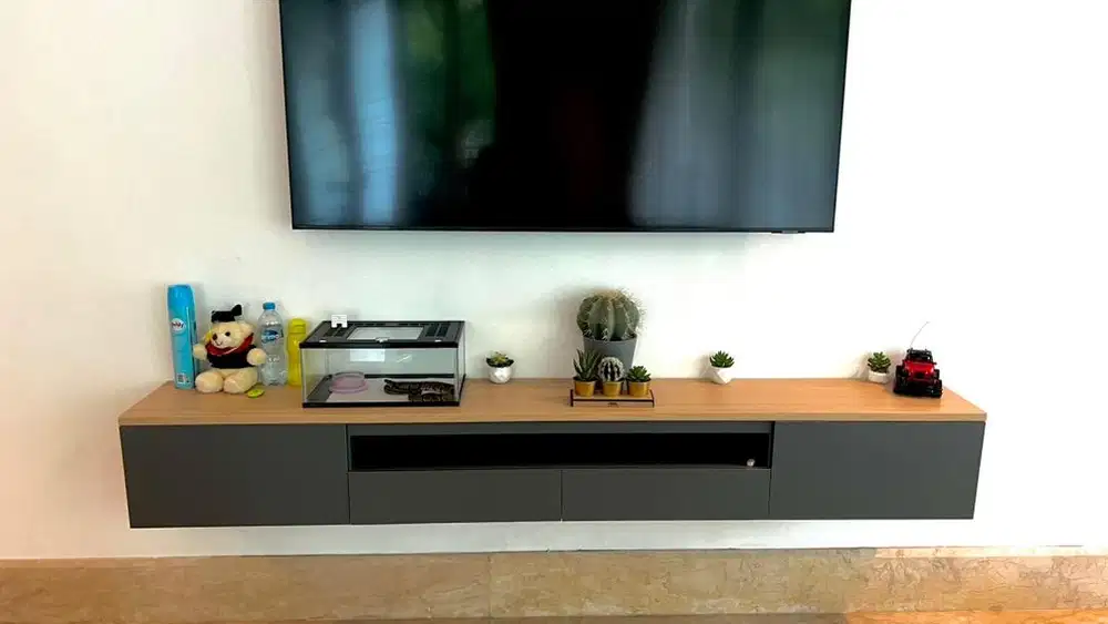 Kabinet TV Gantung Minimalis Modern 1,4jt Nego