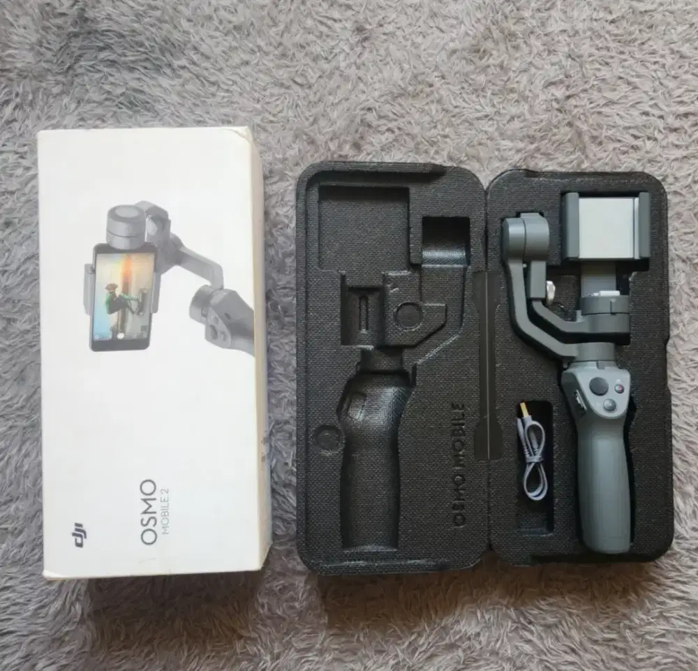 DJI OSMO MOBILE 2 – Gimbal HP Stabilizer Mulus & Siap Pakai