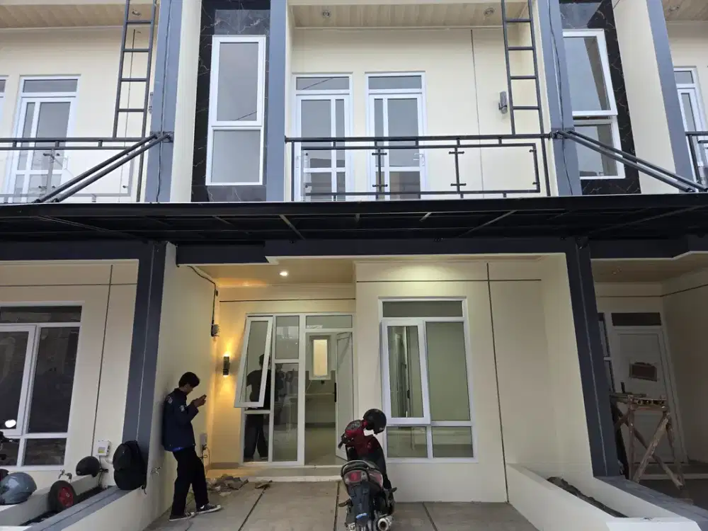 RUMAH 2 LANTAI DI JAKARTA BARAT DEKAT TOL DAN UNIVERSITAS BUDI LUHUR