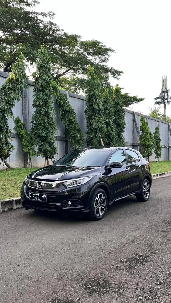 HR-V E CVT 2021 KM 50 rb Tangan Pertama HRV H-RV Matic AT KM 50 rb
