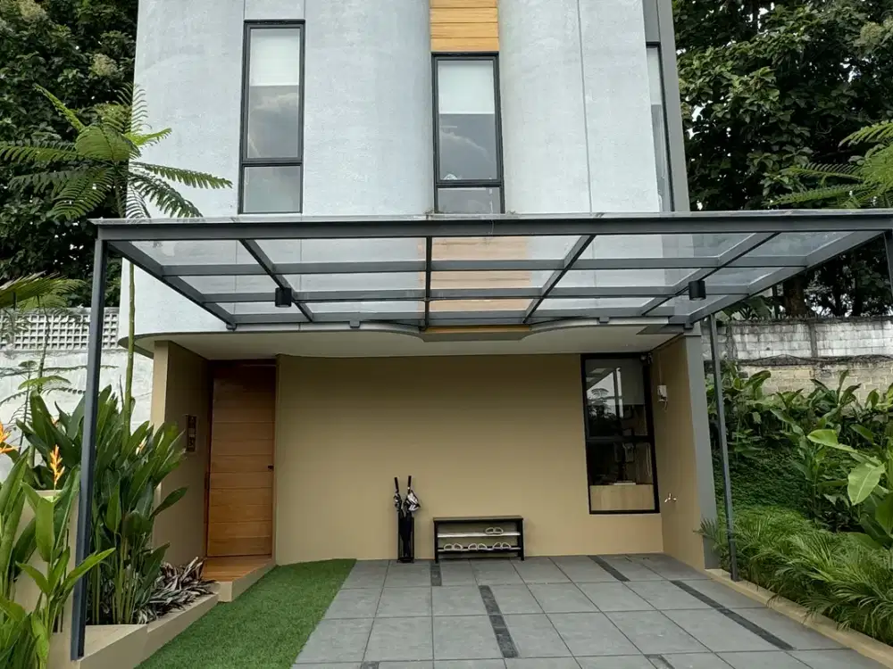 DIJUAL Rumah 3 Lantai DEKAT TOL DI BSD CITY STRATEGIS Spek Mewah