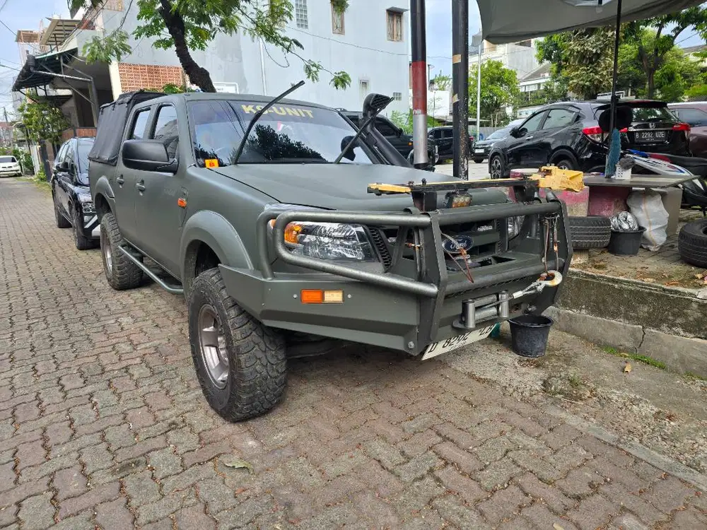 Ford ranger XLT 2011mesin konvensional edisi terakhir