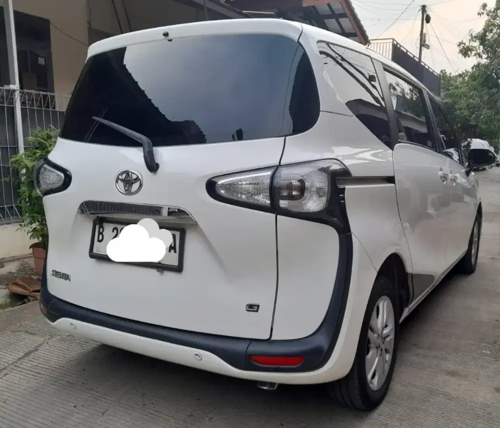 Toyota Sienta G 2017 (M/T)