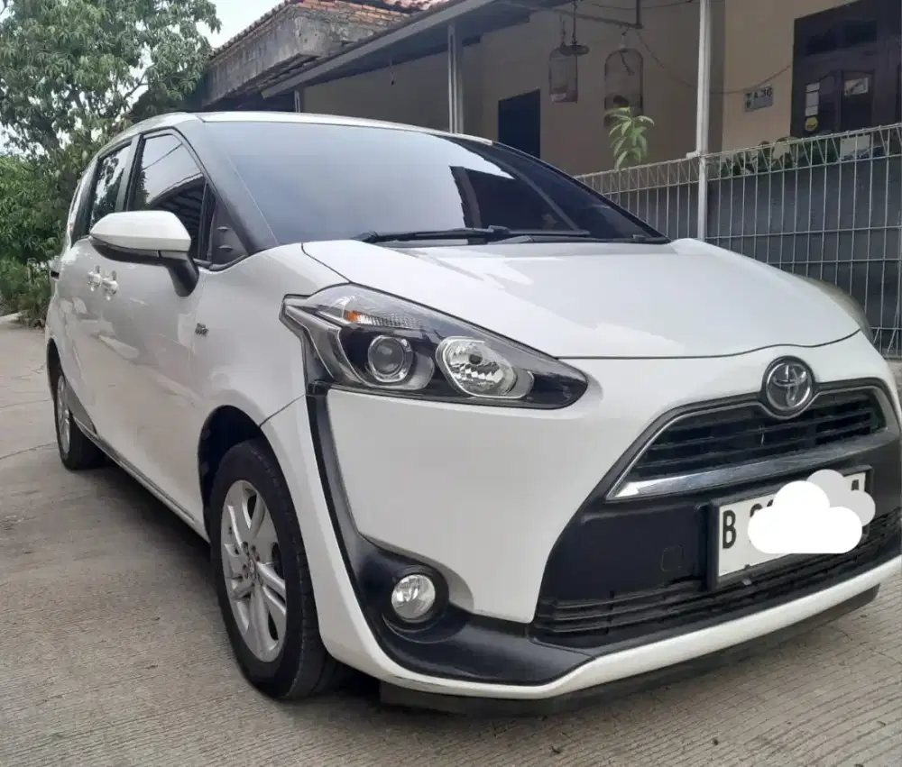 Toyota Sienta G 2017 (M/T)