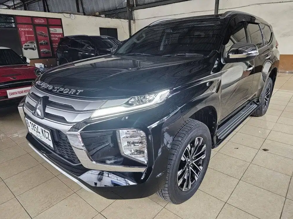 Mitsubishi Pajero Sport New Dakar 4x2 At 2023 Hitam