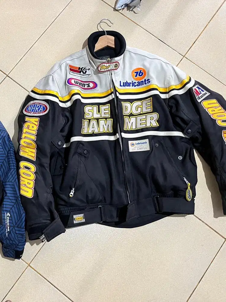 Jaket Yellowcorn edisi lubricant 76