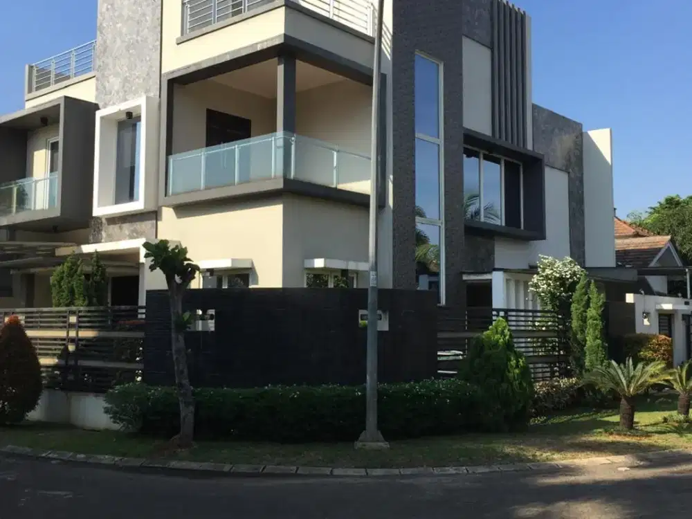 Rumah Hoek 2.5LT di Taman Raya, Citra Raya Tangerang 1K90005F