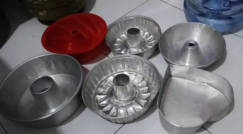 dijual macam2 model cetakan bolu